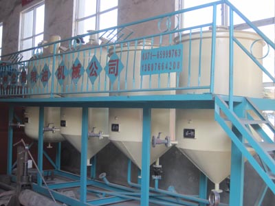 企鵝牌煉油設(shè)備日常維護(hù)新方法，延長(zhǎng)設(shè)備壽命