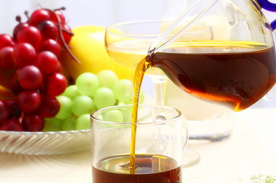 開(kāi)榨油坊要知道，榨油機(jī)隨季節(jié)變化油料有所不(圖1)