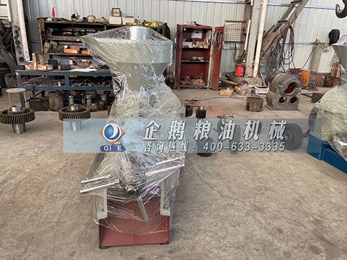 菜籽榨油機
